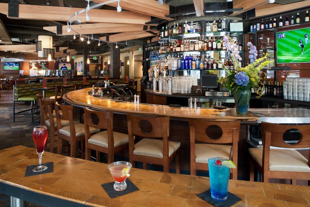 Silver Cloud Hotel - Seattle Stadium Екстериор снимка