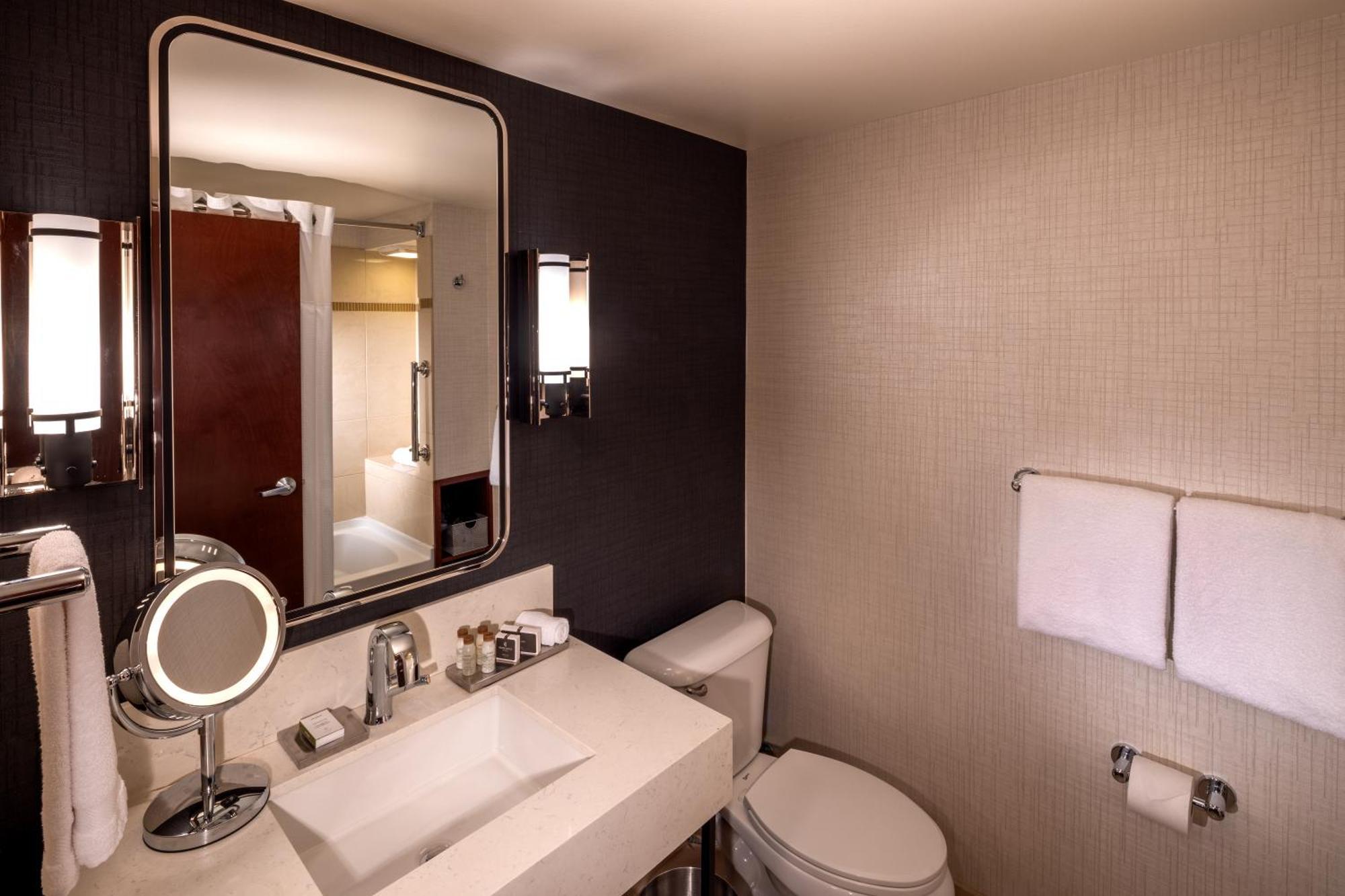 Silver Cloud Hotel - Seattle Stadium Екстериор снимка